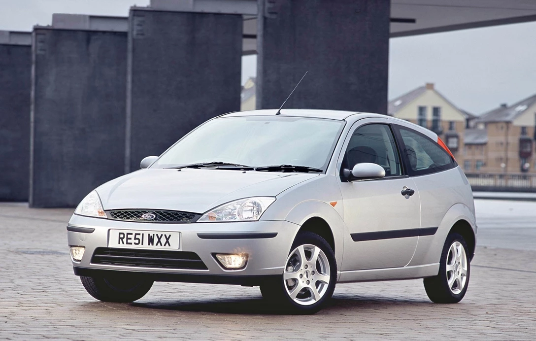 1603106-Ford-Focus-2000-2005-2.jpg