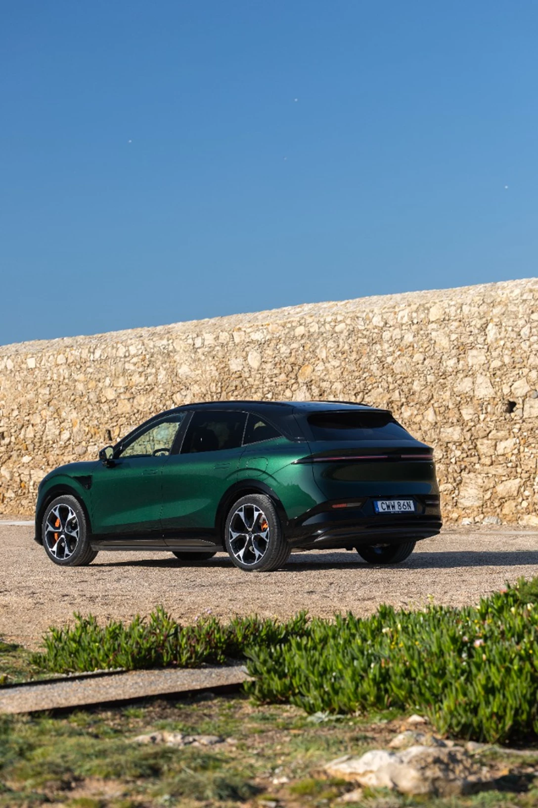 1708014-Zeekr_7X_Forest Green_003.jpg