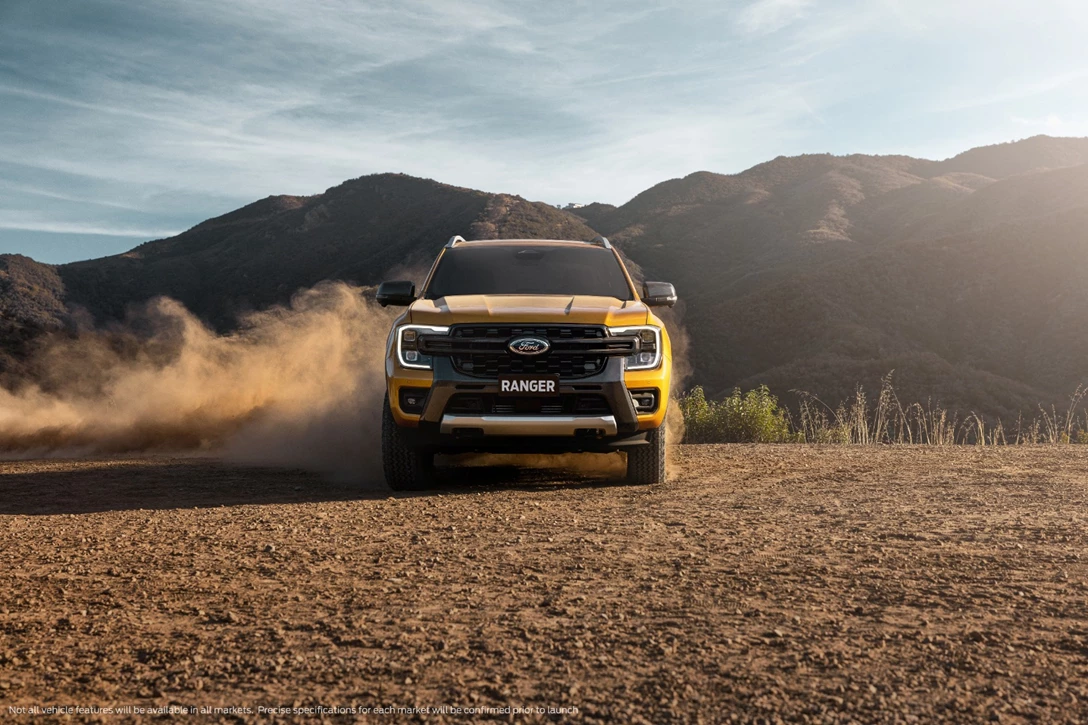 1653068-2022Ford_NextGenRanger_Wildtrak_headon_sand.jpg