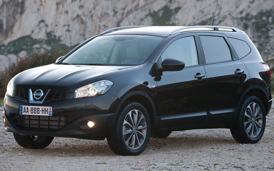 1687653-Nissan-Qashqai2-2010-1600-03.jpg