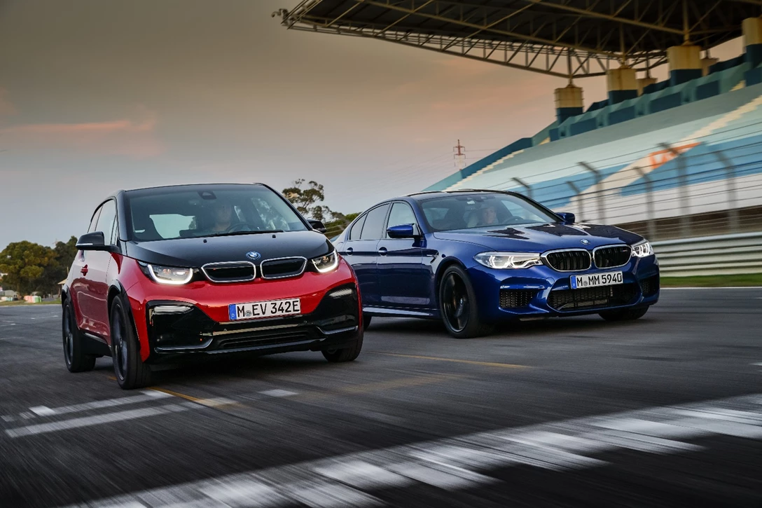 1593163-ב.מ.וו i3s מבחן דרכים השקה (13).jpg