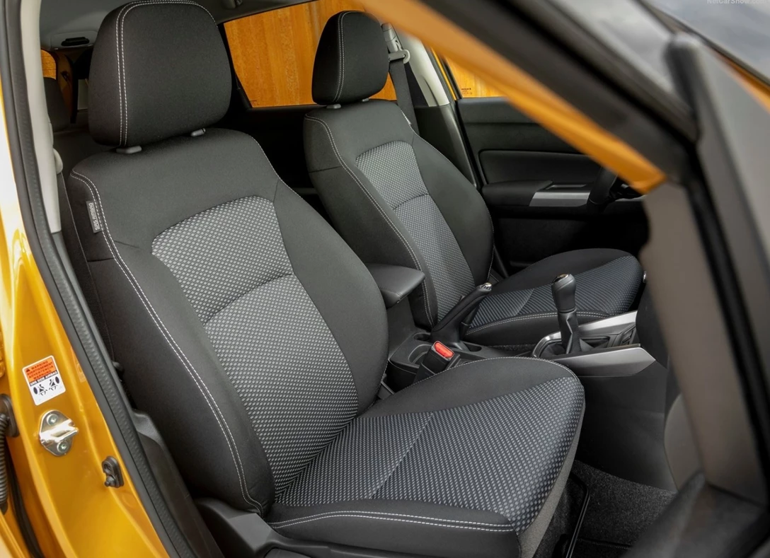 1641161-Suzuki-Vitara-2020-07.jpg