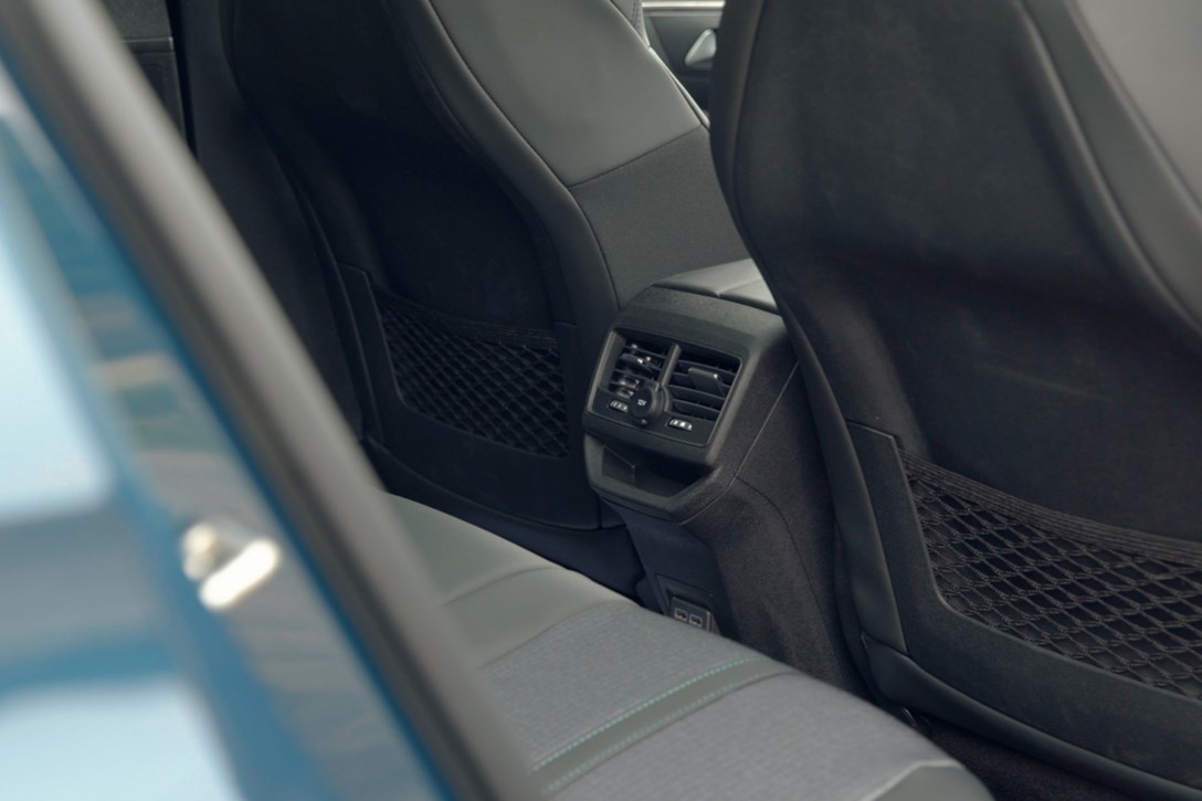 1639017-פיגו 3008  - 12.jpeg