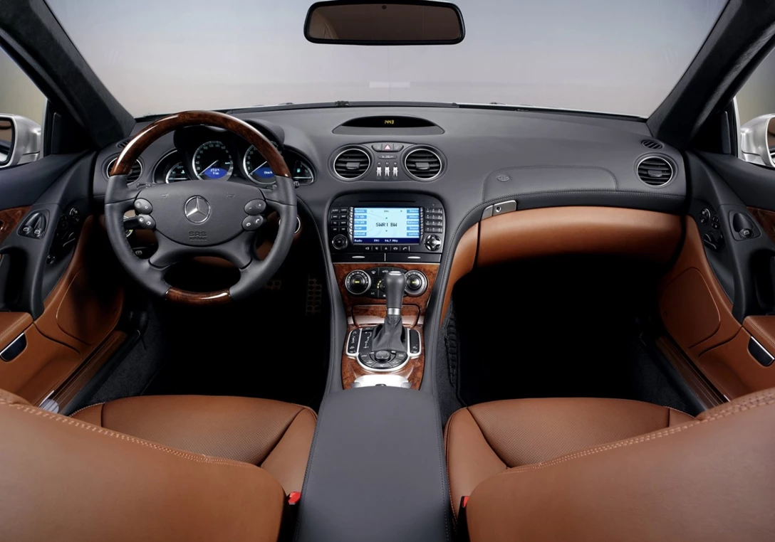 1593921-Mercedes-Benz-SL-Class 5.jpg