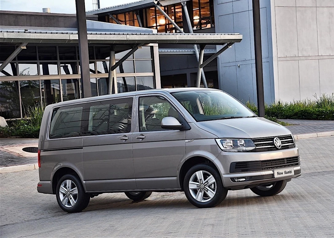 1682047-VW_Transporter-2023-01.jpg
