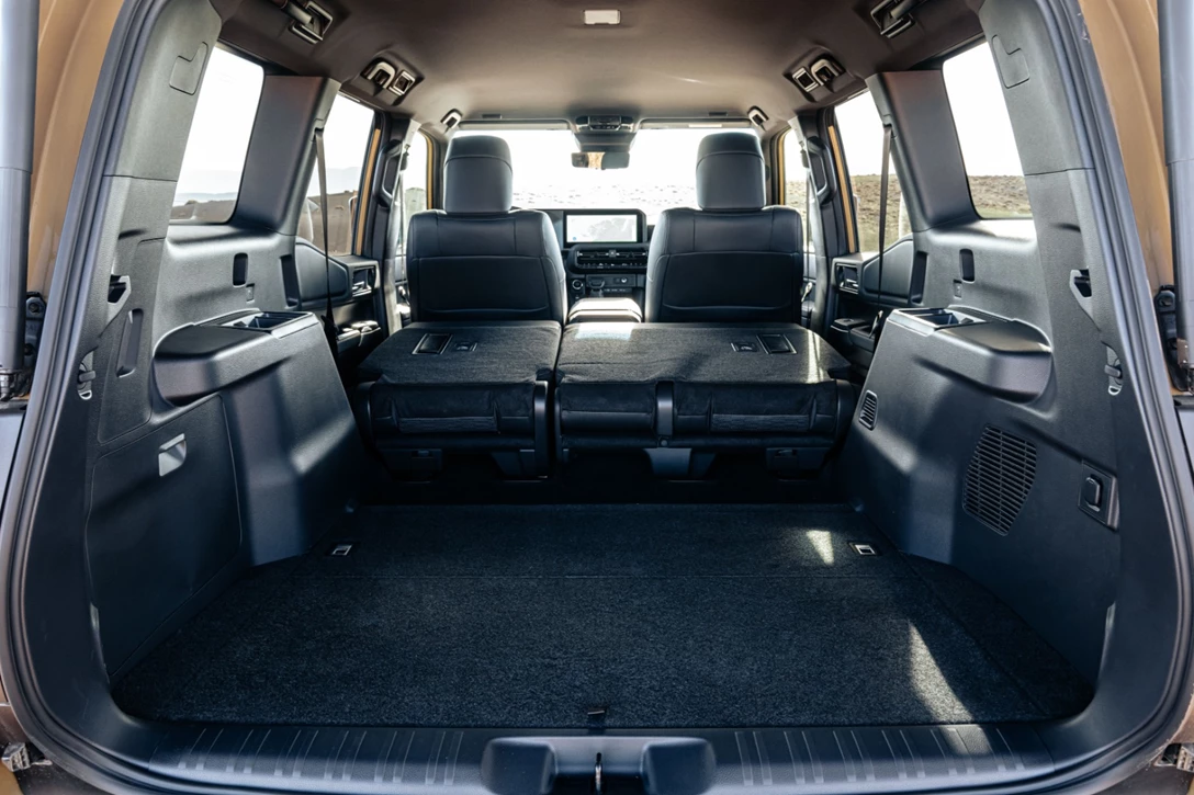 1704779-2024_New Landcruiser 250_Sand_Interior and Details_008.JPG