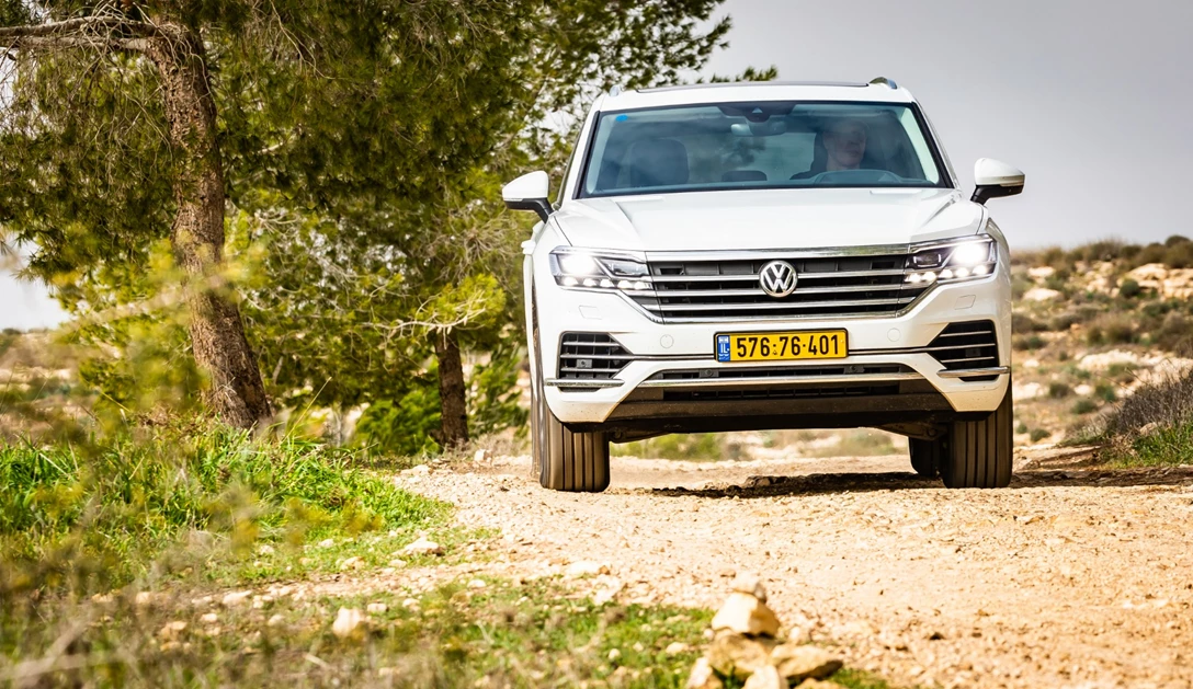 1611502-פולקסווגן טוארג - מבחן דרכים  (29).jpg