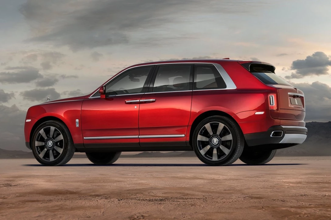 1632291-רולס רויס קאלינן (2).jpg