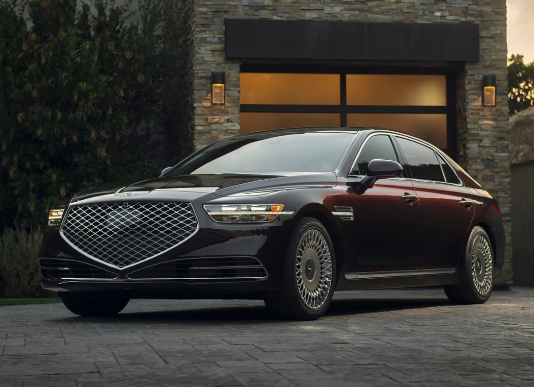 1640570-Genesis-G90-2021-03.jpg