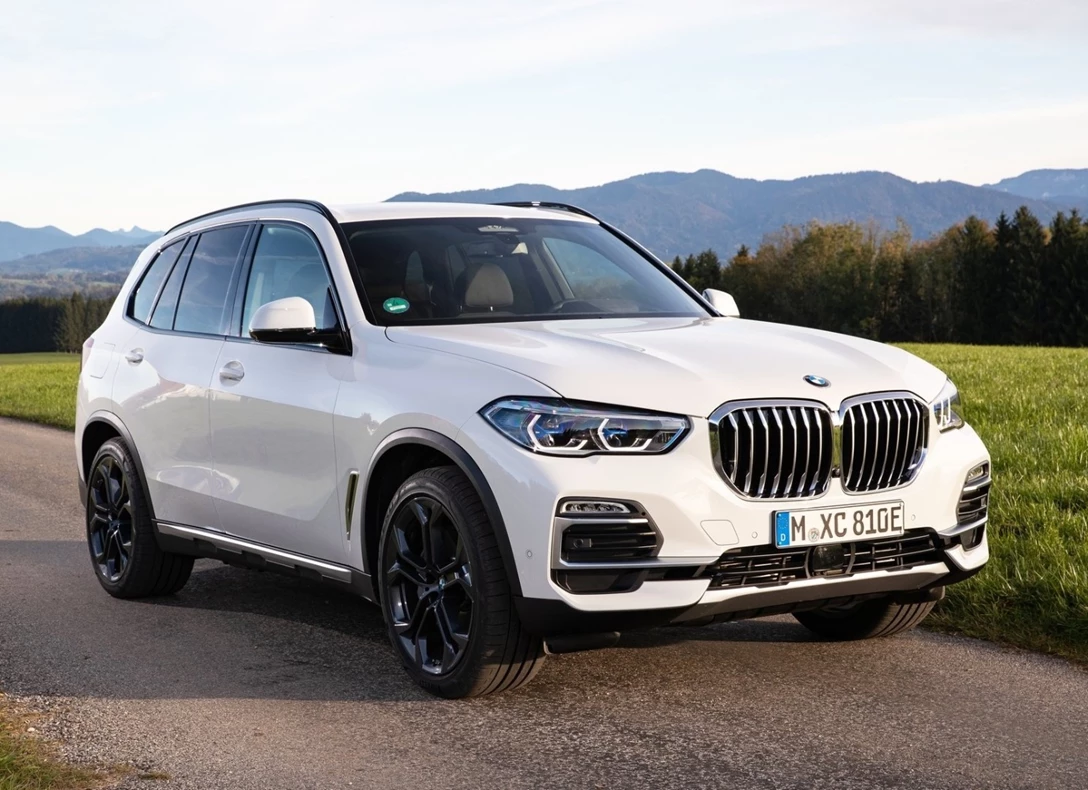 1643758-BMW-X5-2021-03.jpg