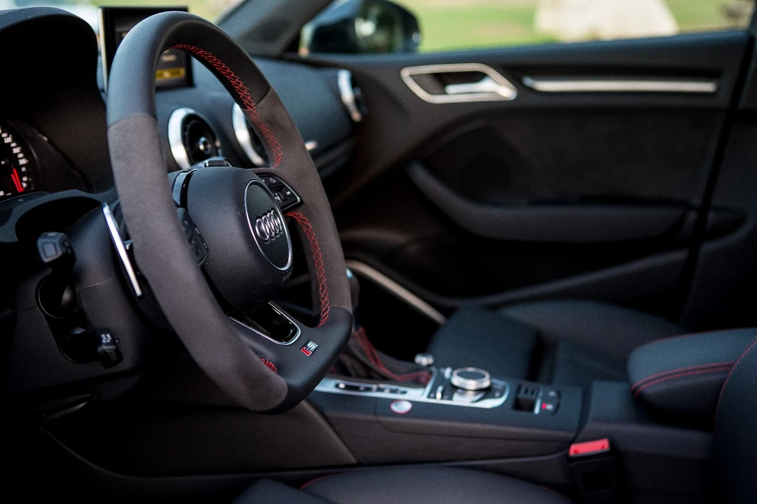 1593865-אודי RS3 מבחן דרכים (25).jpg