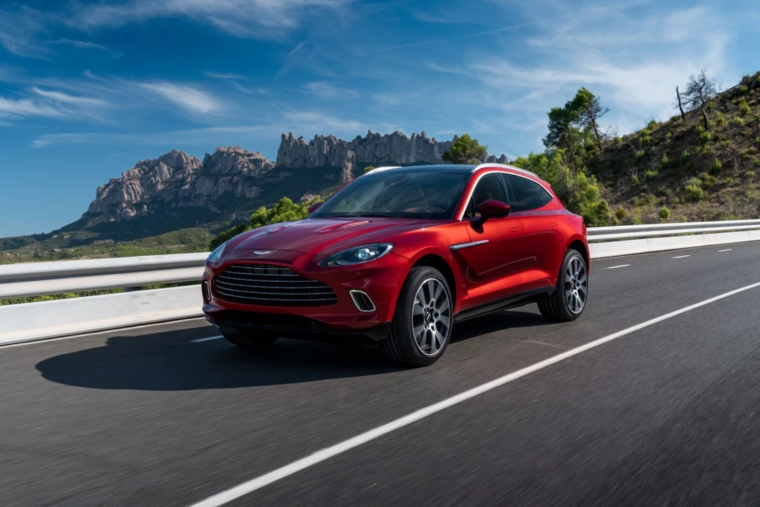 1625554-Aston Martin DBX_19.jpg