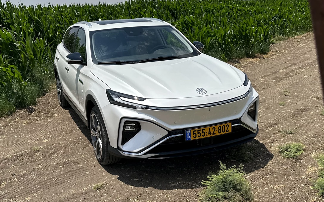 1684859-MG MR - 29.jpg