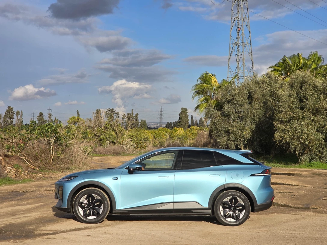 1705631-deepal (77).jpg