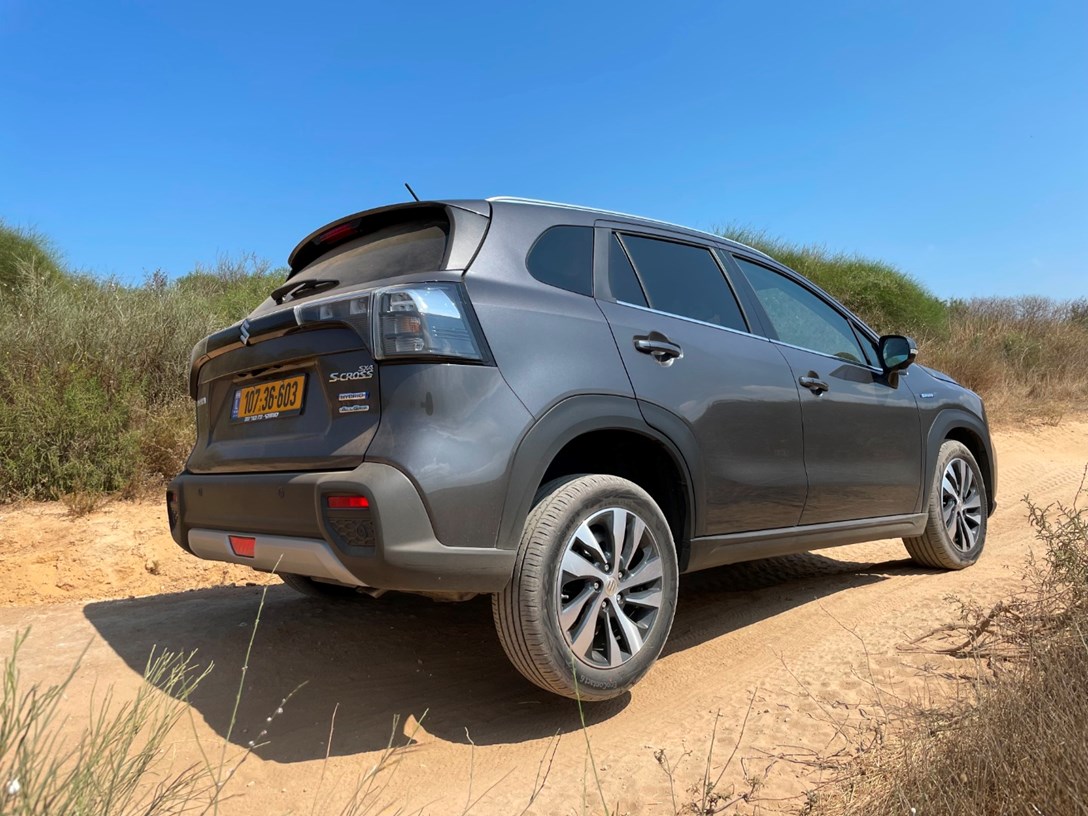 1662600-S CROSS - 101.jpeg