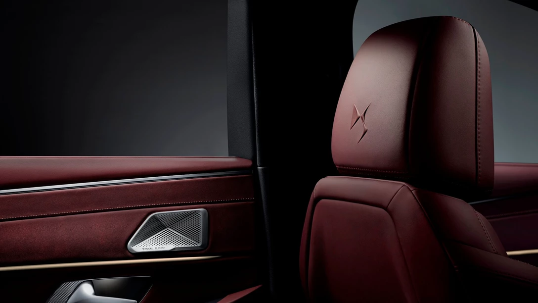 1630607-CL 19.506.024.jpg