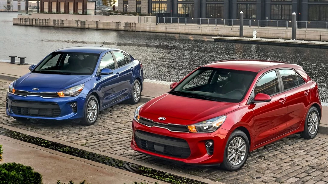 1686082-Kia-Rio_Sedan-2018-1280-24.jpg