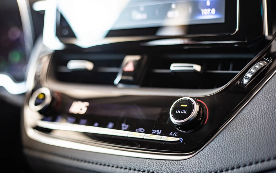 1614009-טויוטה קורולה 1 (15).jpg