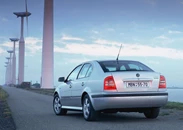 1599476-Skoda-Octavia-2001-1600-05.jpg