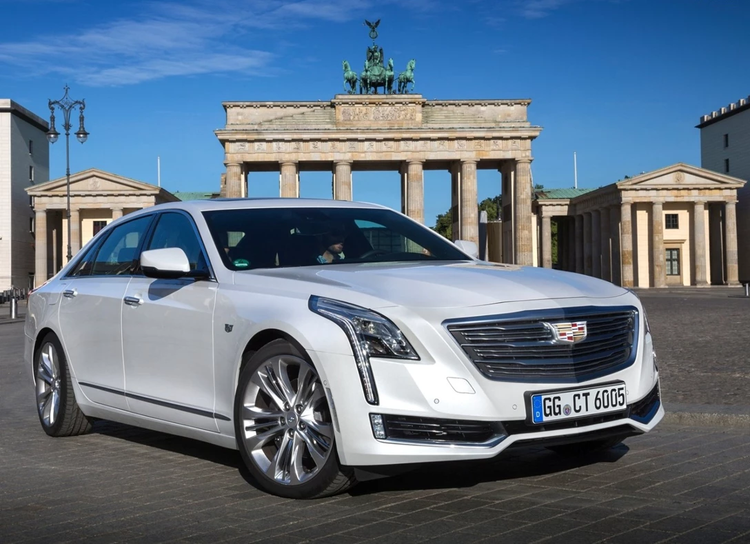1671074-Cadillac-CT6_EU-Version-2018-01.jpg