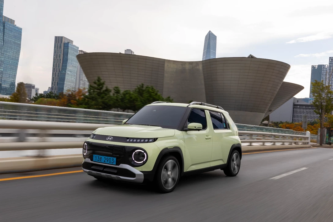 1703693-INSTER Drive_06.jpg