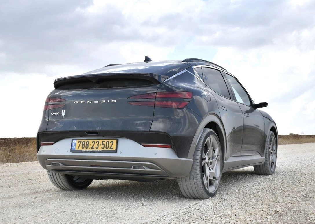 1675340-Genesis-GV60-2023-02.jpg