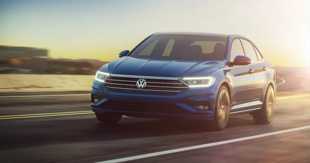 1589874-2019_Jetta-Large-7865.jpg