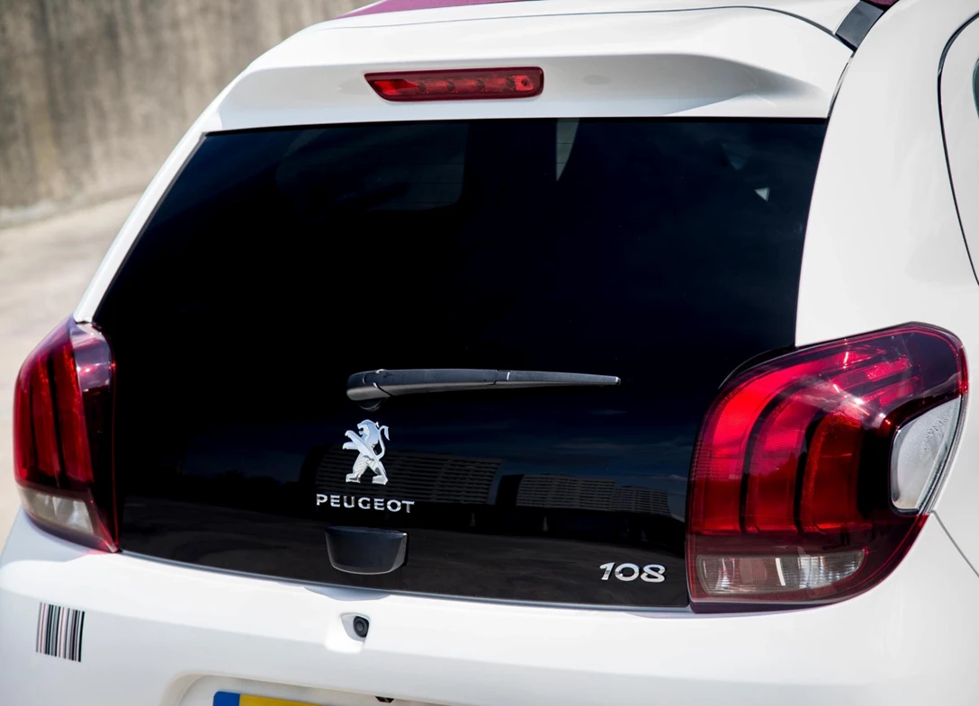 1689082-Peugeot-108-2016-11.jpg