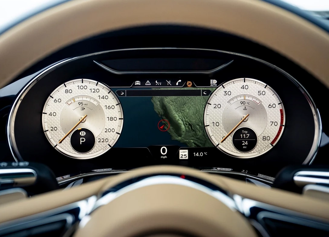 1683987-Bentley-Flying Spur-2023-07.jpg