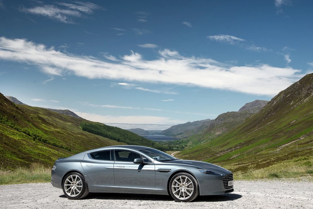 אסטון מרטין ראפיד S