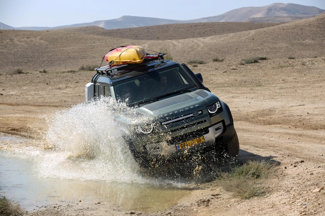 1640661-מסע לרגל השקת הדיפנדר הקצר בישראל, צילום רונן טופלברג (101).jpg