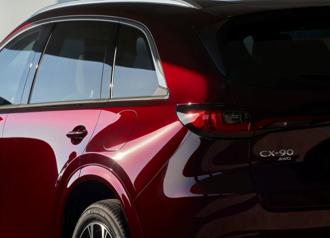1702221-Mazda-CX-90-2024-19.jpg