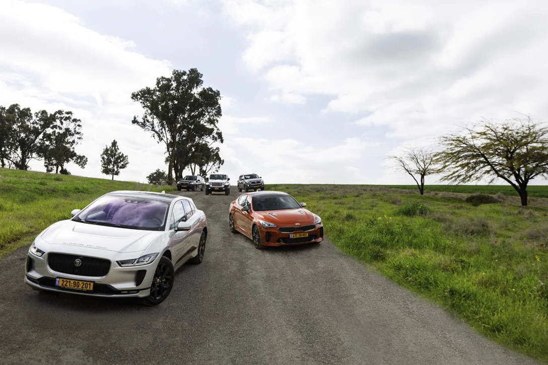 1611531-TF_aoy_stat_0063 2.jpg