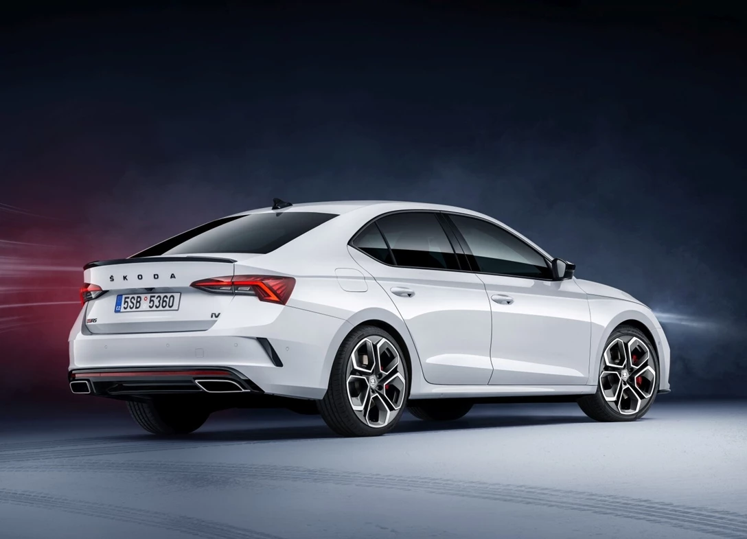1691853-Skoda-Octavia-2024-00.jpg