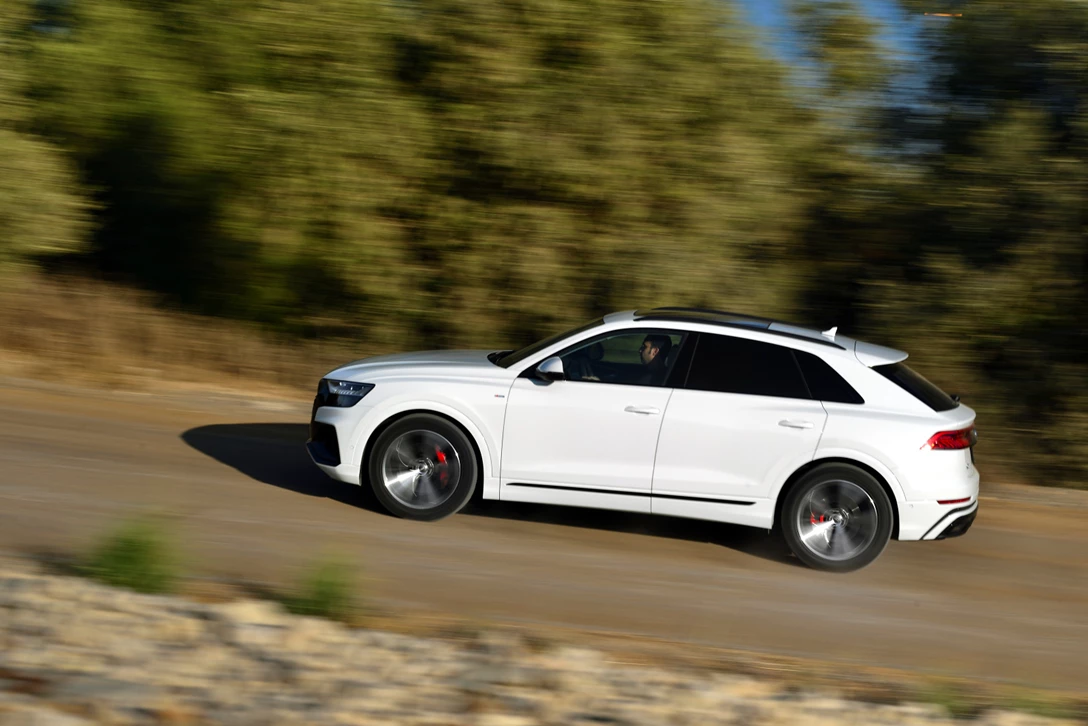 1606631-אודי Q8 מבחן דרכים  (2).jpg