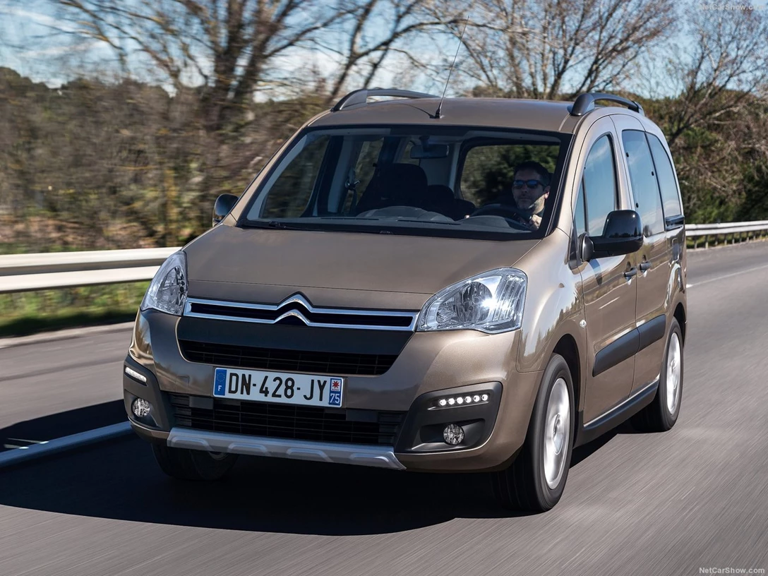 1583334-Citroen-Berlingo 1.jpg