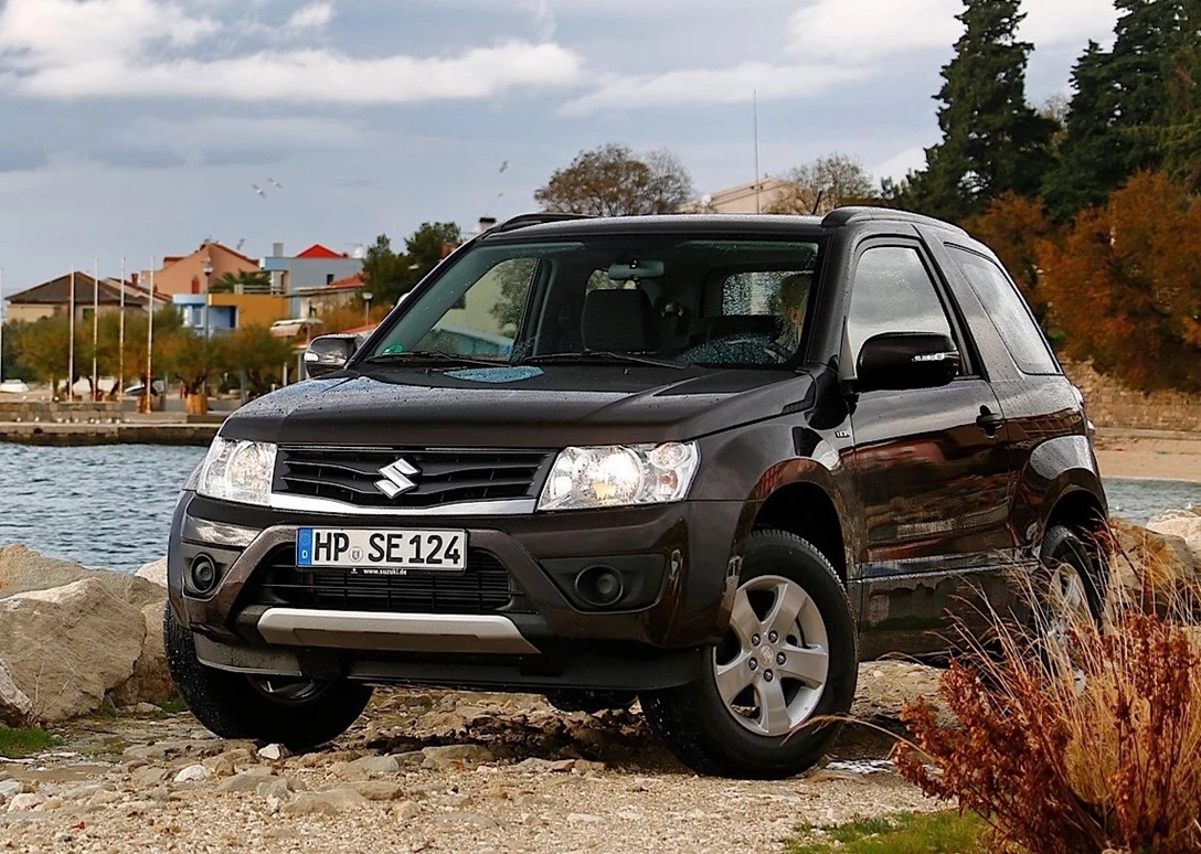 1671654-Suzuki-Grand_Vitara-2014-05.jpg