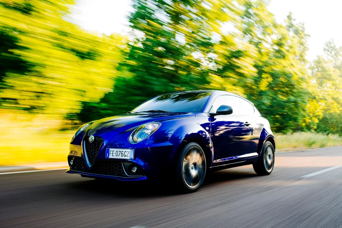 1617650-160615_Alfa-Romeo_nuova-Mito.jpg