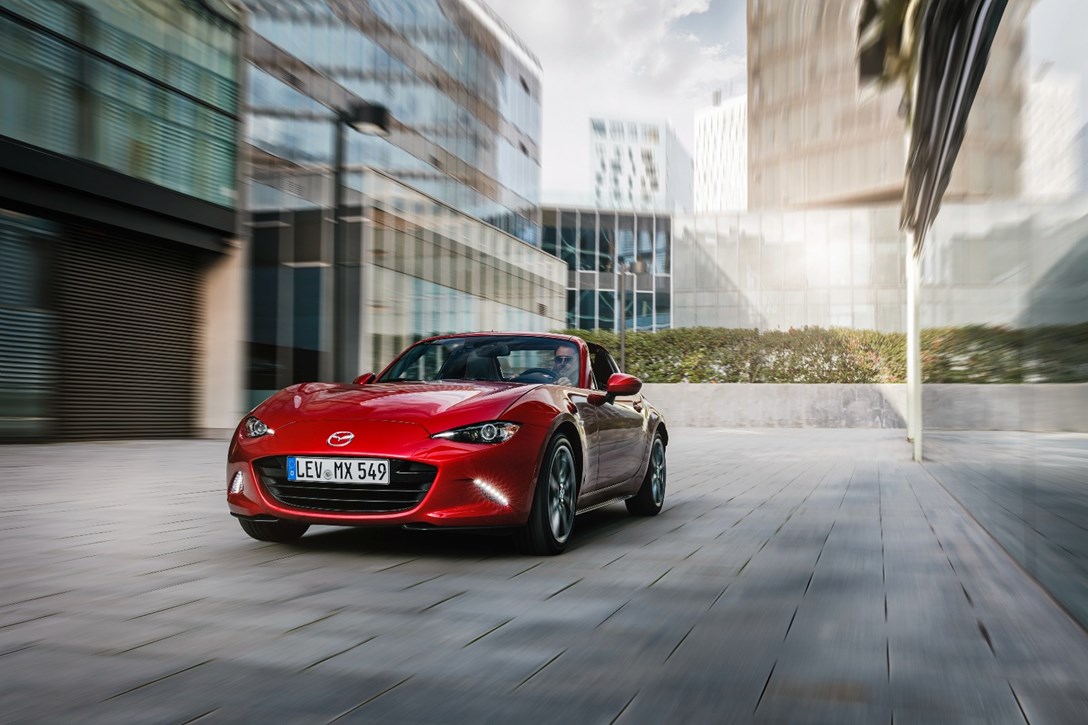 1596930-מאזדה MX-5 RF (15).jpeg