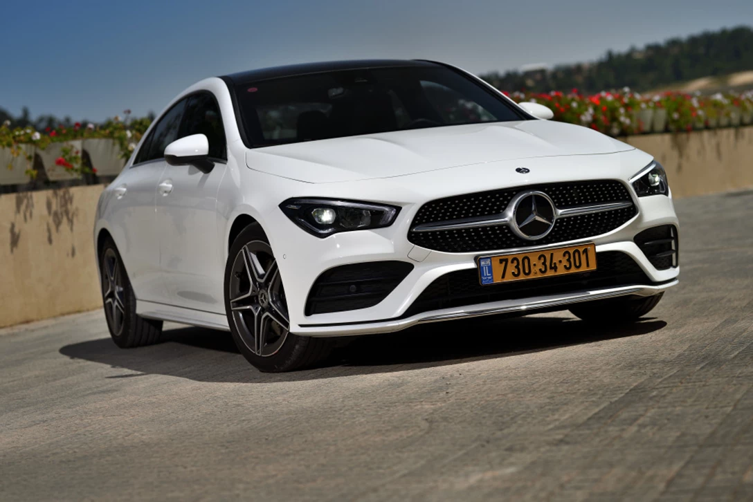 1621460-מרצדס CLA200 (5).jpg