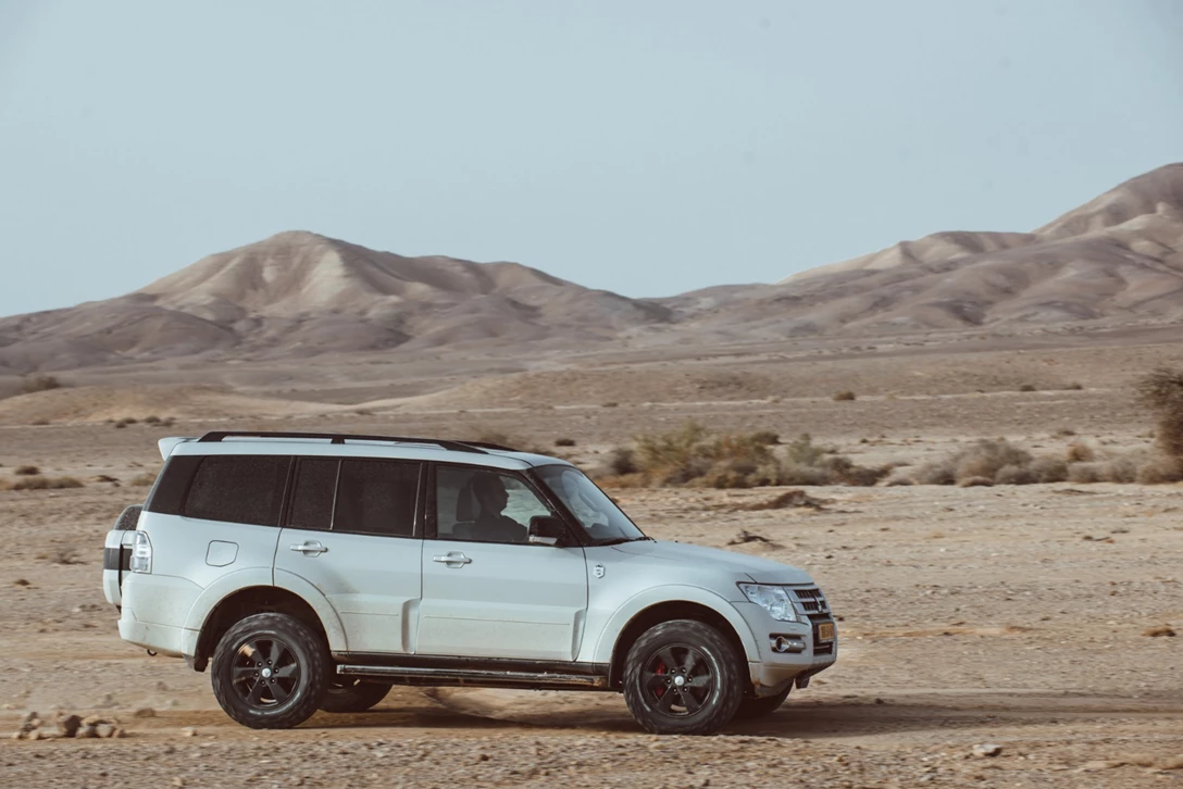 1601935-מיצובישי פאגרו (18).jpg