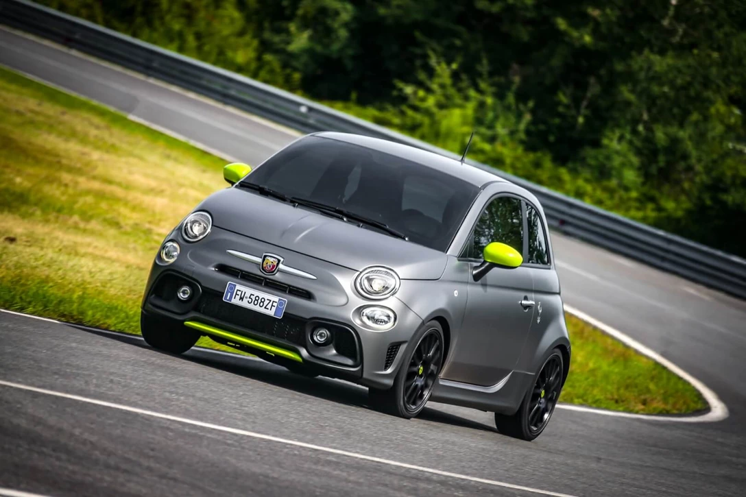 1622629-190911_Abarth_595-Pista_13.jpg
