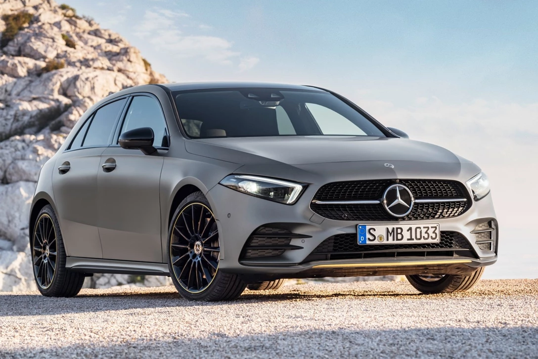 1595785-מרצדס A קלאס - מבחן דרכים  (1).jpg