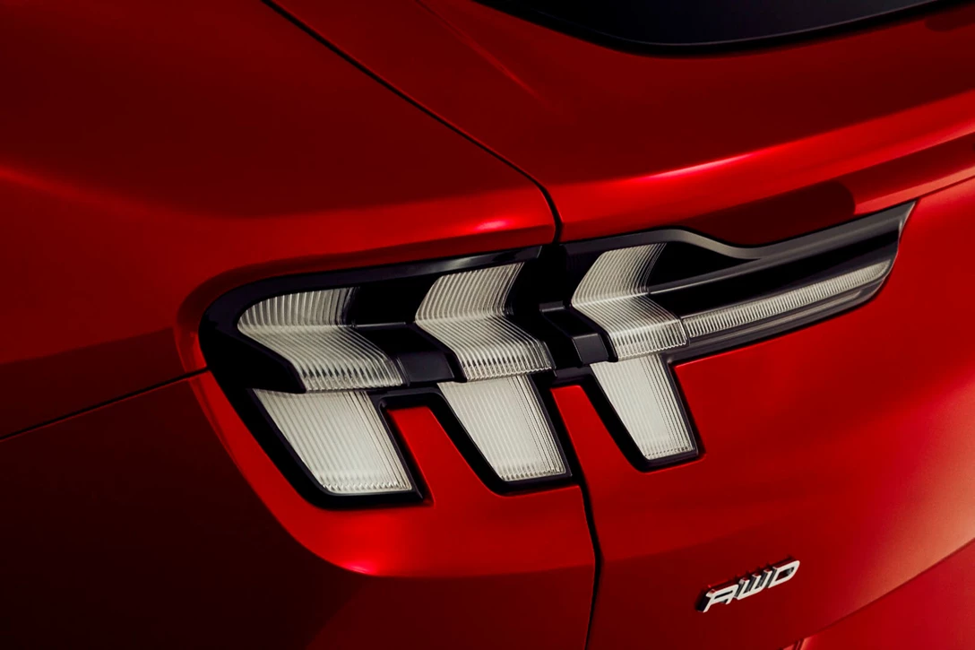 1625447-FORD_MUSTANG_MACH-E_DETAILS_23.jpg