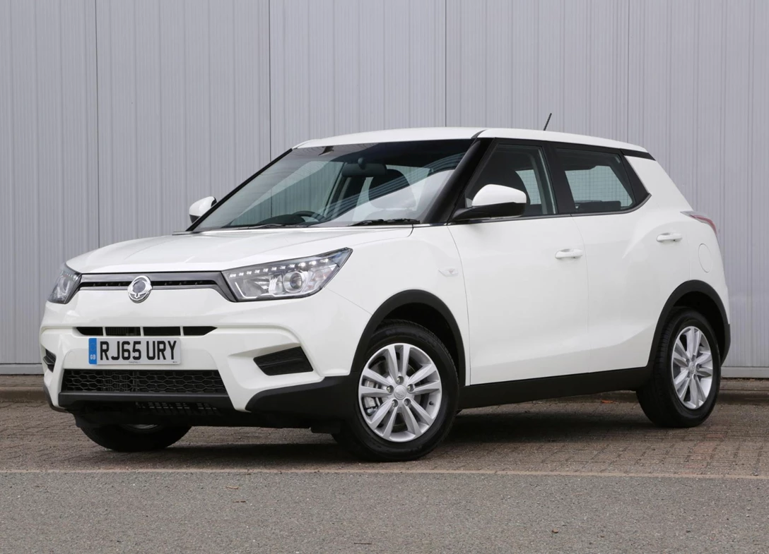 1689823-SsangYong-Tivoli-2016-04.jpg