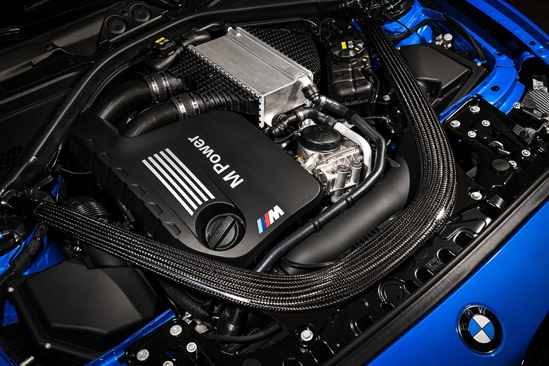 1624777-P90374250_highRes_the-all-new-bmw-m2-c.jpg