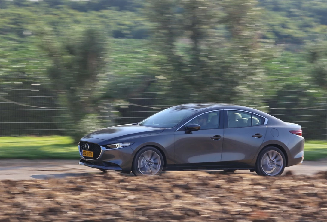 1622695-rotemi110919mazda3 (309).JPG