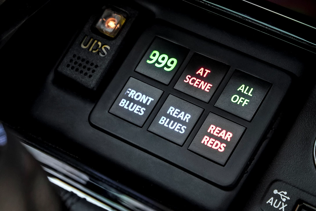 1596355-Armoured_Superb2_020 (1).jpg