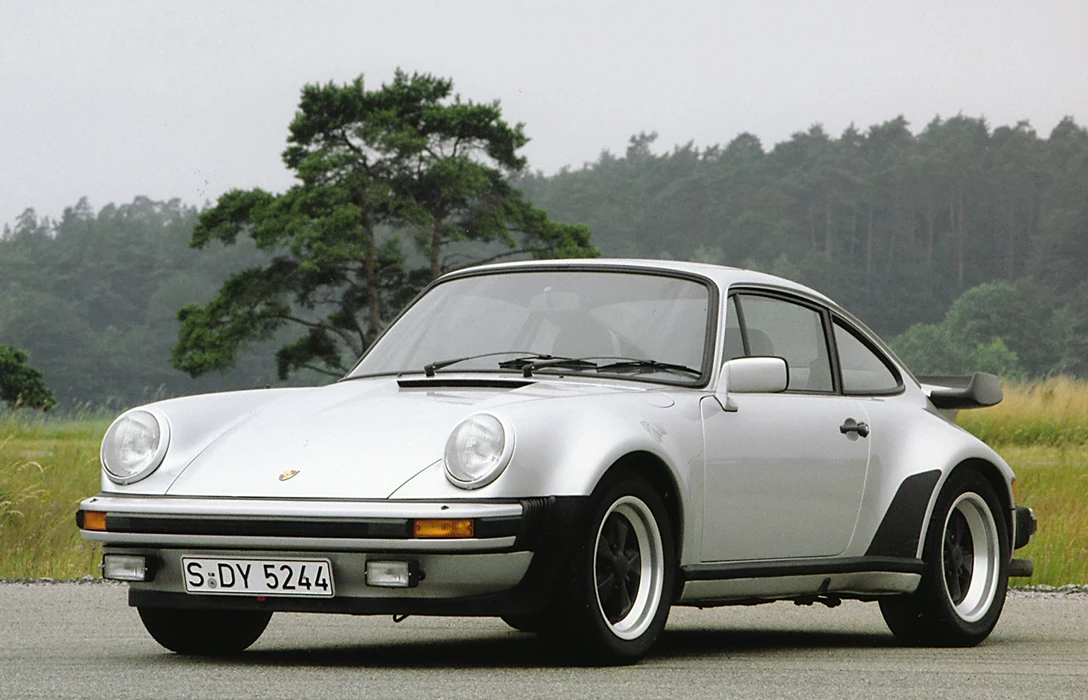 1686855-Porsche-930_Turbo מספר 3-min.jpg