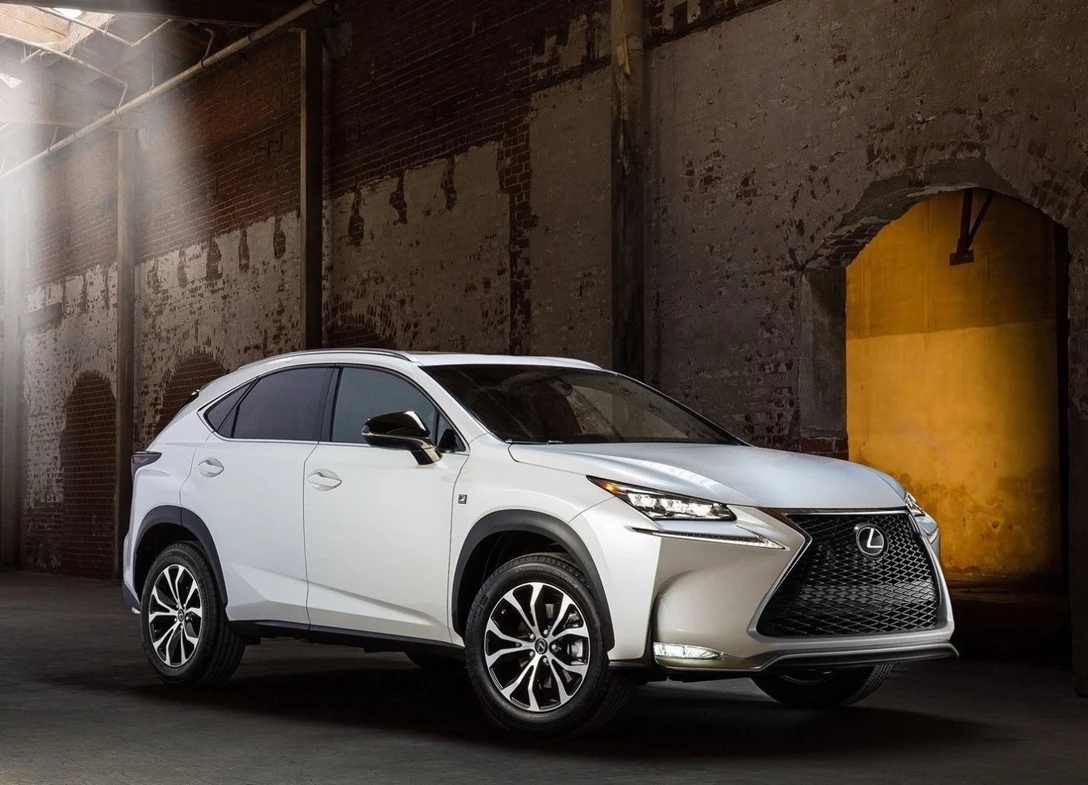 1646624-Lexus-NX-2015-01.jpg